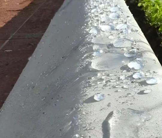 马关硅烷浸渍涂料在混凝土保护中的应用